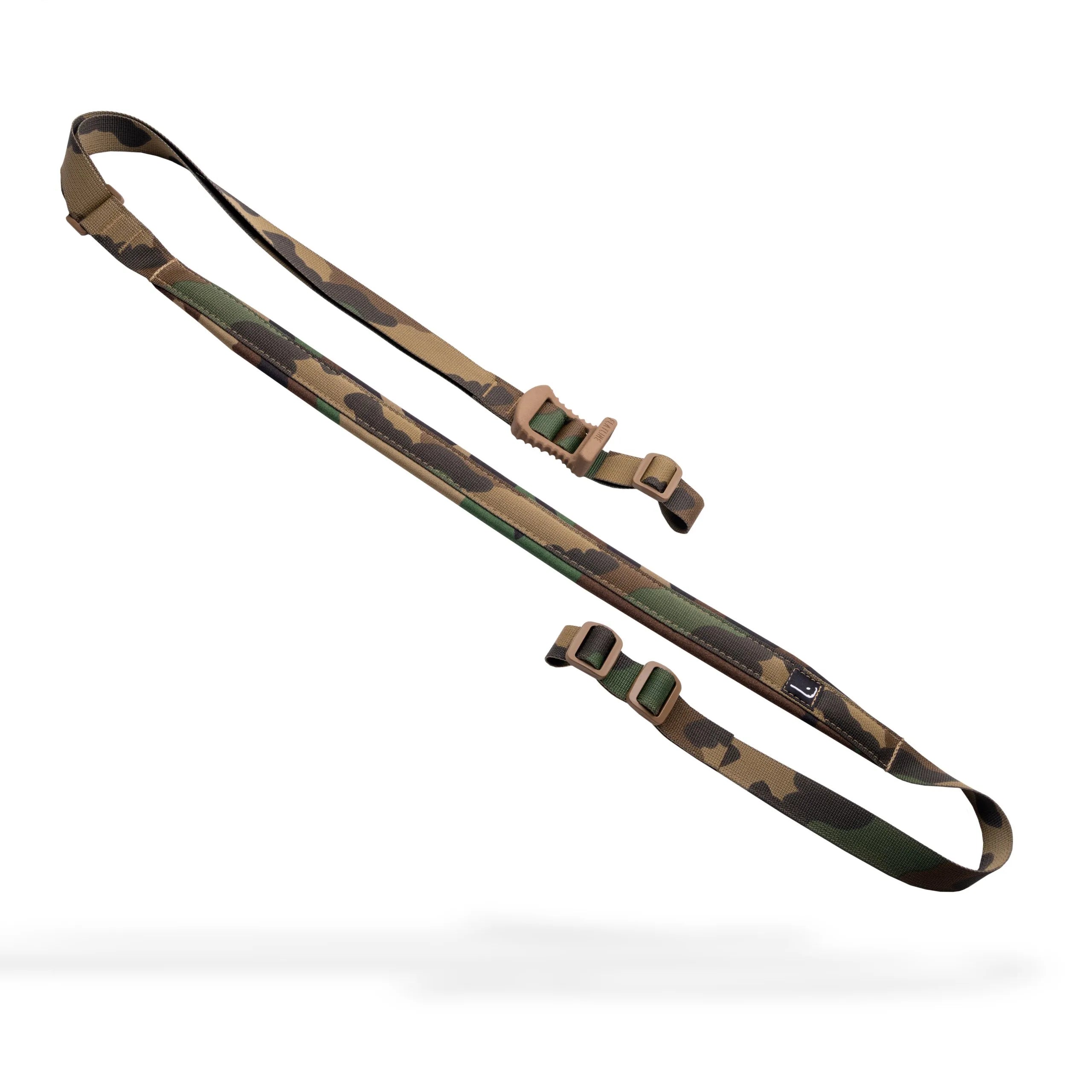 Qela Sling Woodland – kestävä aseenkantohihna, valmistettu Yhdysvalloissa