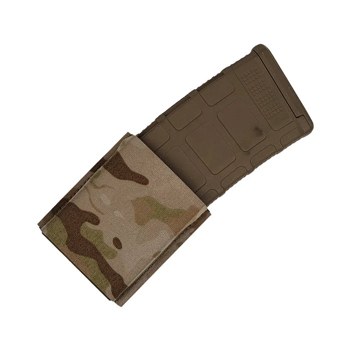 Dynamic Principles Cantable 5.56 Mag Pouch Multicam kuvattuna edestä